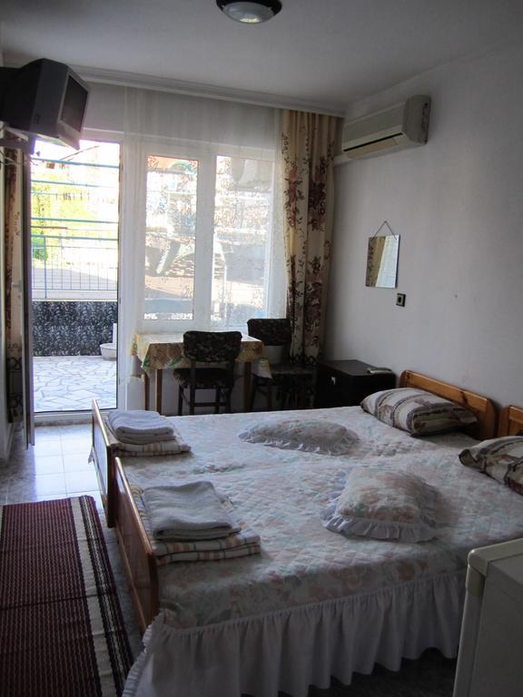 Central Guesthouse Nesebar Luaran gambar